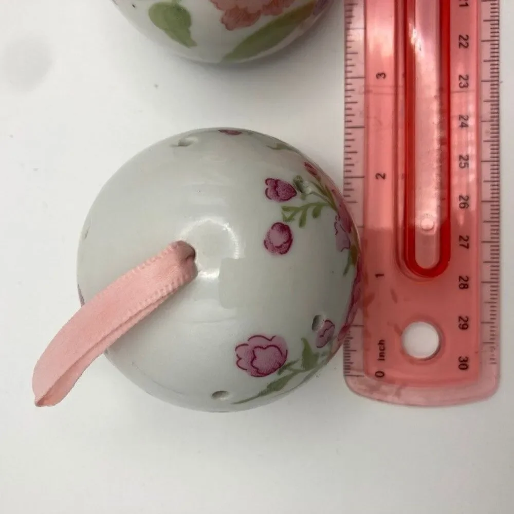 Vintage Ceramic Floral Pomander Lot of 2 w/Stopper Cottage French Country Core‎